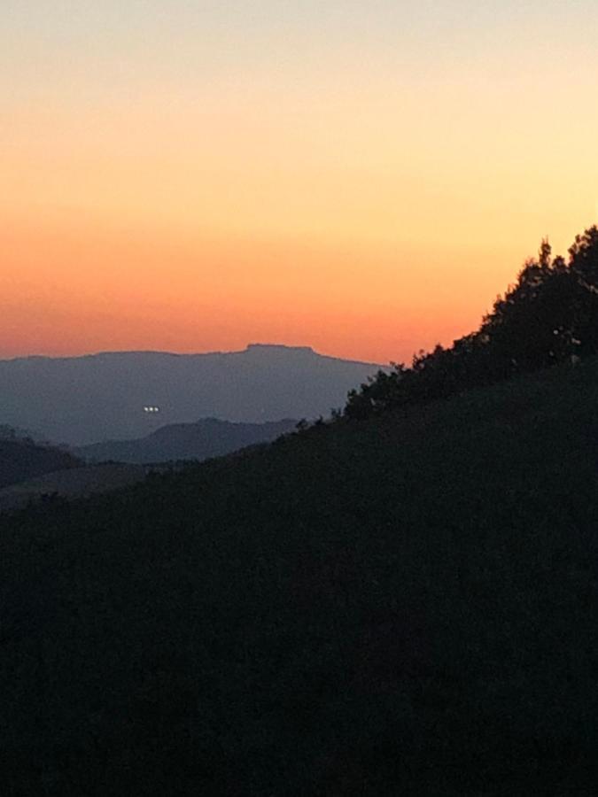 B&B Il Passo Urbino Eksteriør billede